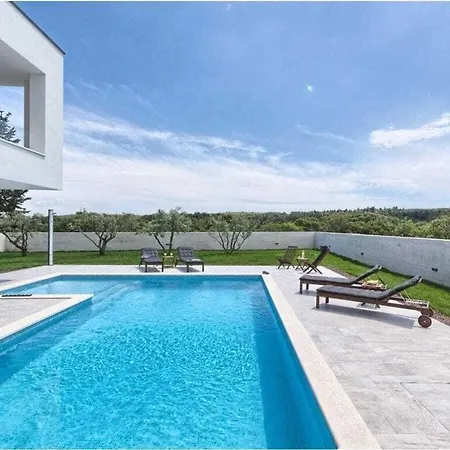 Monte Kope Comfortable Holiday Villa